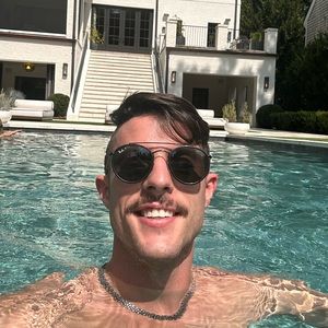 Meet your Posher, Slaton